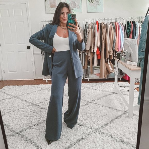 WHBM blue wide leg pant suit - Picture 4 of 4